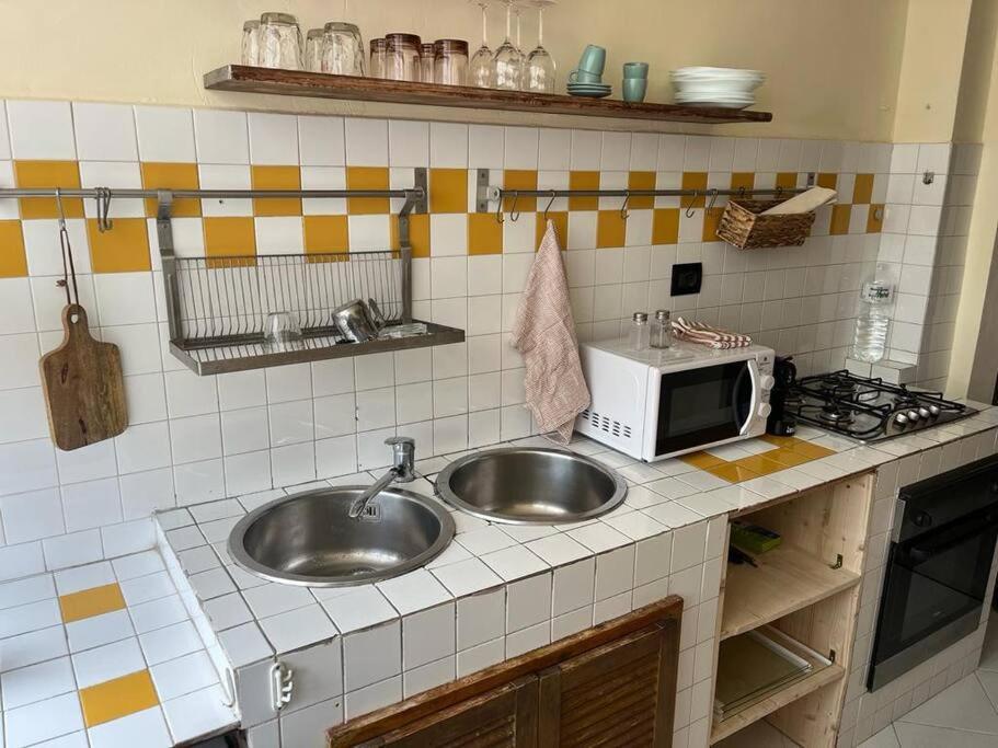 Appartamento In Centro A ליבורנו מראה חיצוני תמונה